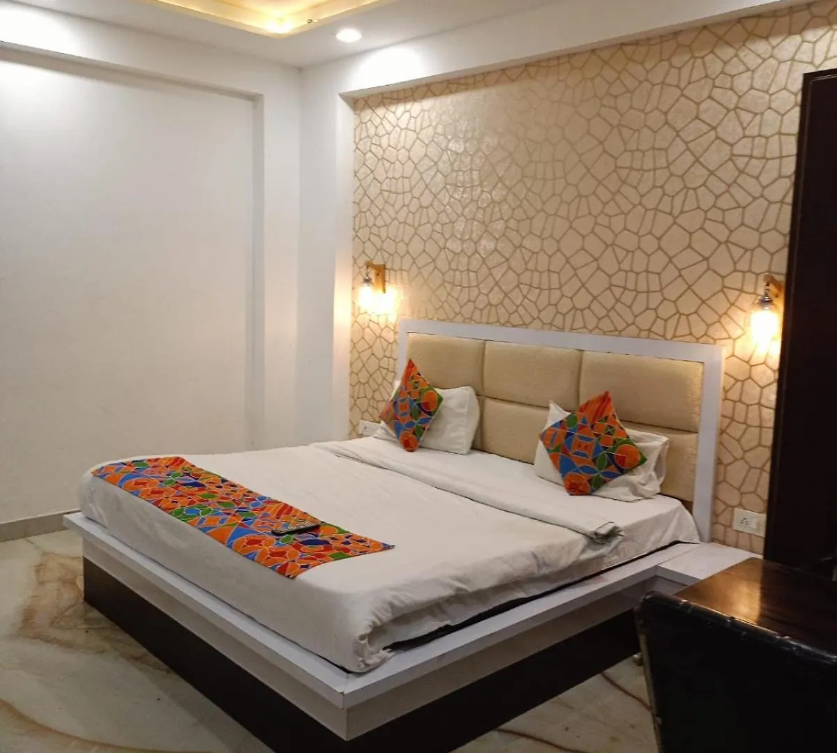 Hotel Olive Star Agra   Agra (Uttar Pradesh)